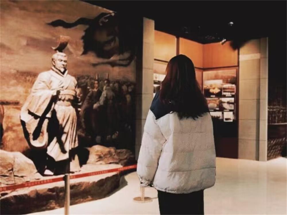 �����r����������P���y�Ļ�