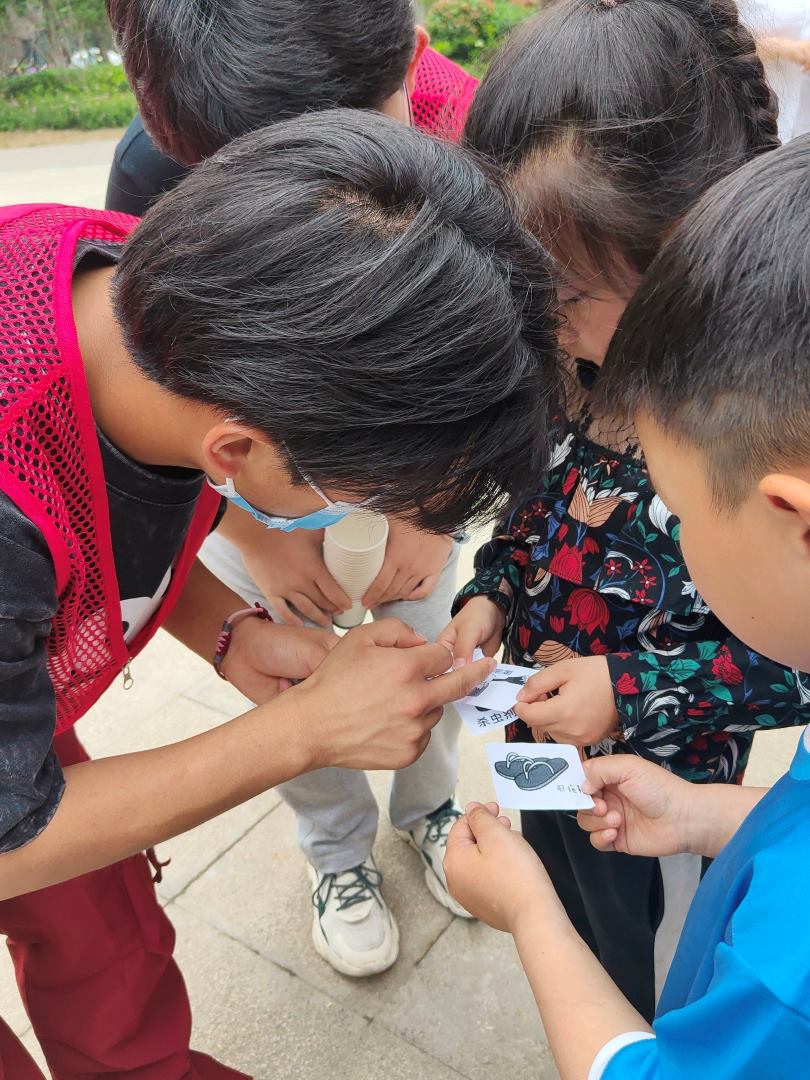 �D��־Ը����С����һ���Д����ЈDƬ������������͡�