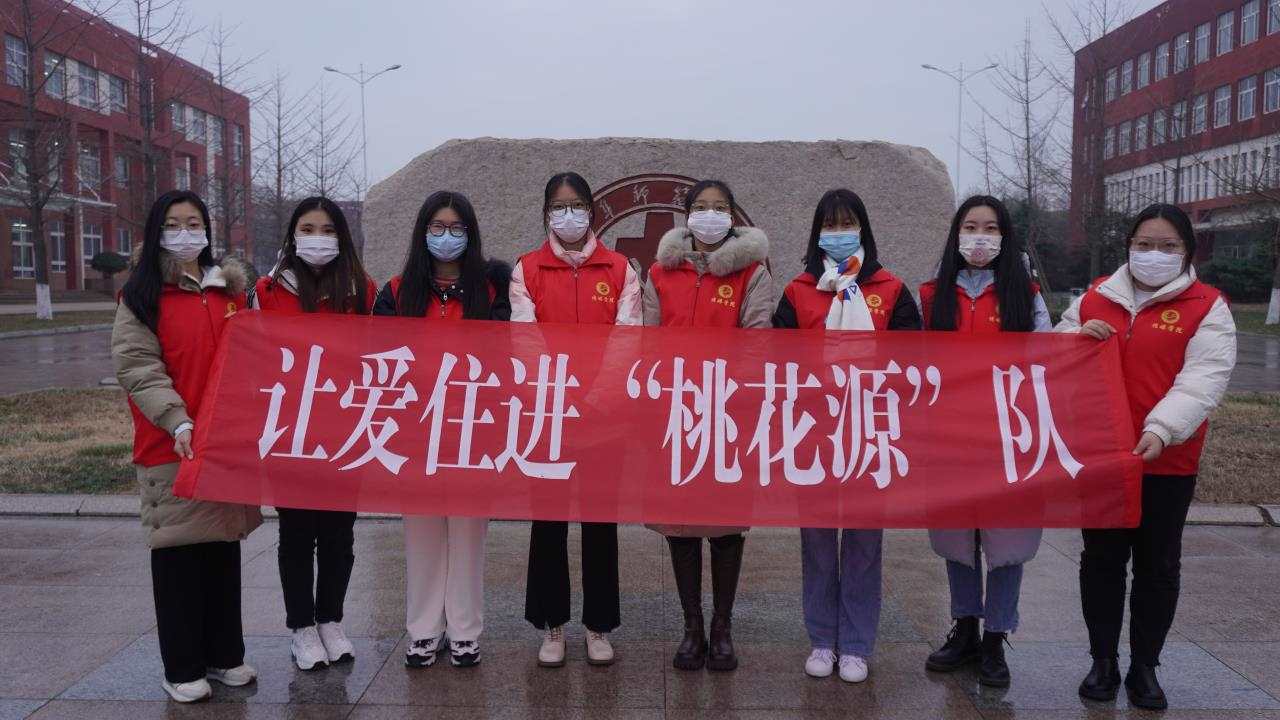 �l(f��)չ��^(q��)��ɫ��(j��ng)��(j��)��̽�������M(j��n)����ģʽ