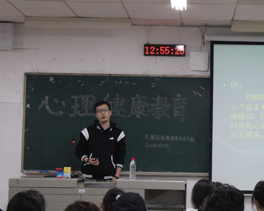 ���ώ�����W���_�WԺ��ʮ���ڡ����h�F�����̎�����ϵ��У�ڶ��΍�λ��Ӗ