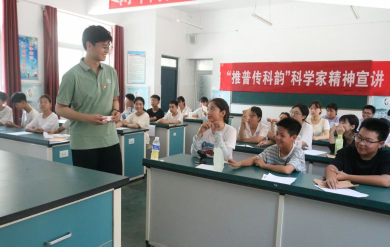 ȼ�ƌW�ǻ𣬳г��ӵ��ġ������ώ�����W����WԺ���ϰ���У�@���v�ƌW�Ҿ���