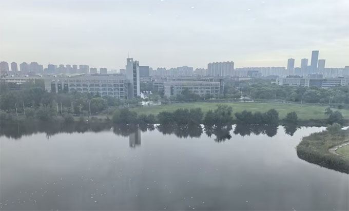 ̩�݌W(xu��)Ժ����(sh��)�W(xu��)�˵Ĵ�һ���L(zh��ng)��ӛ