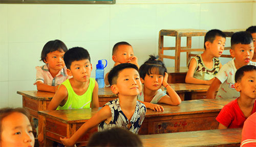 �]���߲��ഺ ־Ը��������ͣЪ