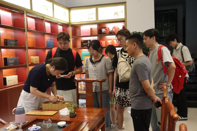 �ؑc��ͨ�WԺͨ���c��Ϣ���̌WԺ�����ܲ�̽���l�����d���M�F2025�����ڡ������l��������`