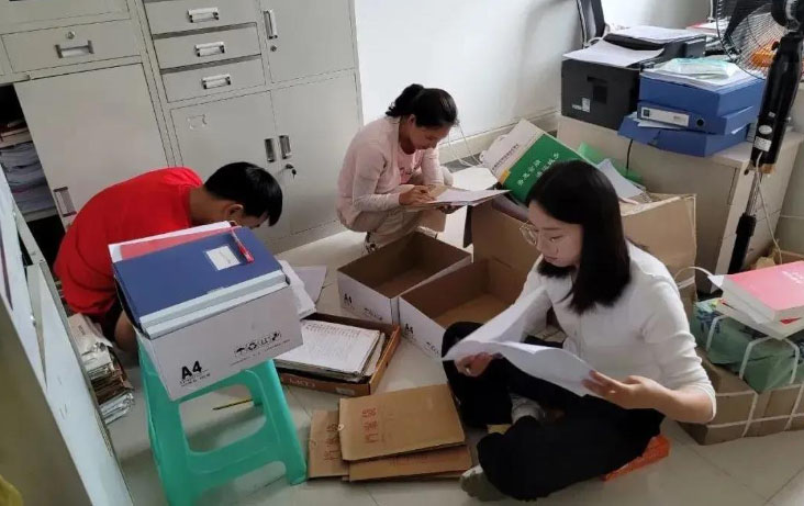 �ص����l(xi��ng)�Mһ����׌�ഺ�������x