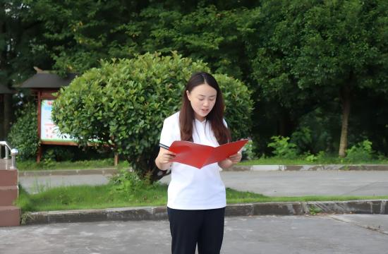 �����󼪴��У(li��n)�φ���(d��ng)�������(hu��)��(sh��)�` ���L�l(xi��ng)�����d�D��