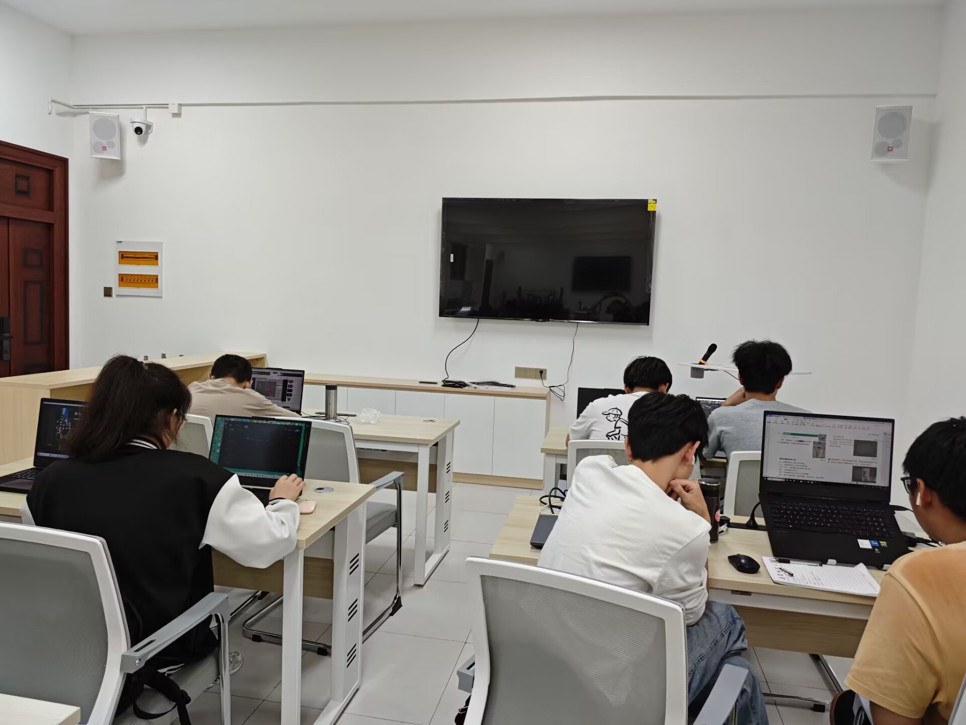 ��(sh��)�ǽ�ģ��������̓��(sh��)���ڼ�(x��)��(ji��)�ɡ���Ӌ(j��)�ŌW(xu��)Ժ��ʏ���С��(xi��ng)Ŀeվ�����������(hu��)��(sh��)�`�F(tu��n)�(du��)