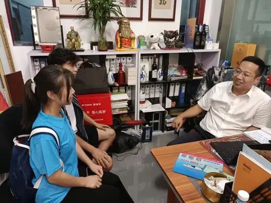 ������̣��x�����r(n��ng)|�̌W(xu��)Ժ�������(hu��)��(sh��)�`�(du��)�_(k��i)չ��������̣�ֱ�����r(n��ng)�����}ֱ����؛���(d��ng)