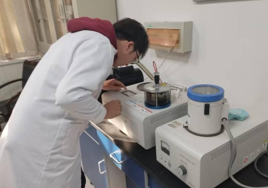 �L����W������������F��ڻ������xĤ�I���аl�ɹ������Ĥ���ό���