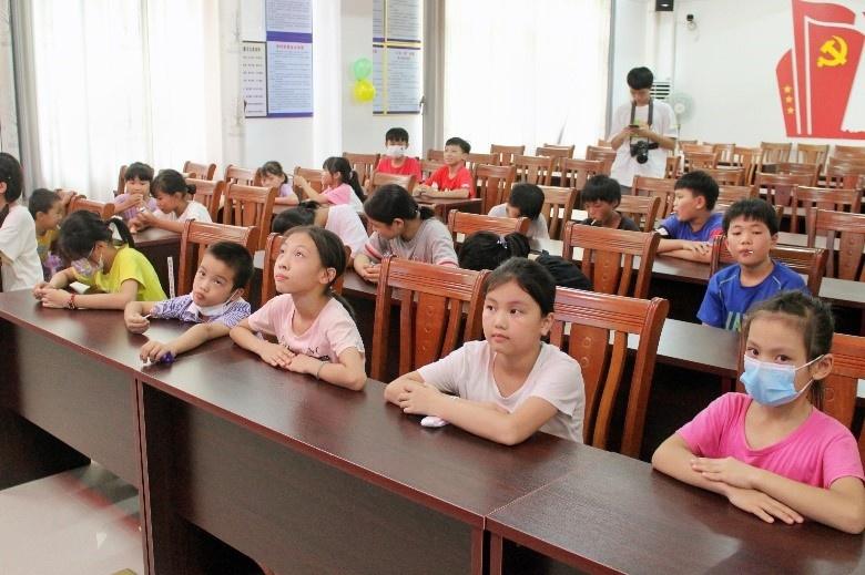 �ഺ�����������o��