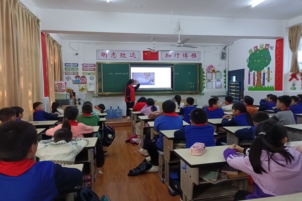 �x���f(xi��)��(hu��)���߲��n�ã�����ͬ�С�����־Ը���(d��ng)�A�M��Ļ