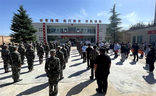 �L(zh��ng)��h��46����܊�����W(xu��)���l(f��)��һ���Ԫ�(ji��ng)��(l��)��12.6�f(w��n)Ԫ