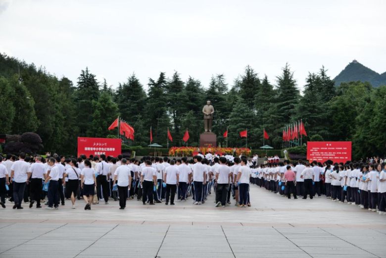 ̤���tɫ���� 睿��ഺ������������ɽ���`��Ӽo��