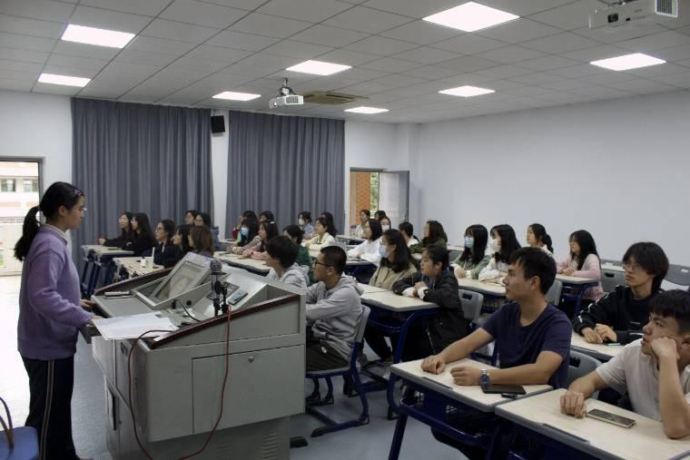 �W(xu��)��(x��)�Q�Qȭ�Ļ������ܷ��z����