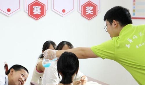 ��ֻ�v�ڕ���֪�R��߀Ҫ���l(f��)��˼�룬�_�����۽�