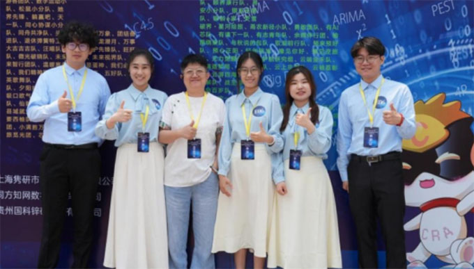 ɽ�ƌW(xu��)���ڵ�ʮ���ȫ����W(xu��)���Ј��{(di��o)���c������ِ�ث@һ�Ȫ�(ji��ng)