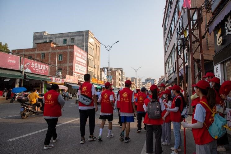 �y�ֹ����l���l患��R��ͬ���������^