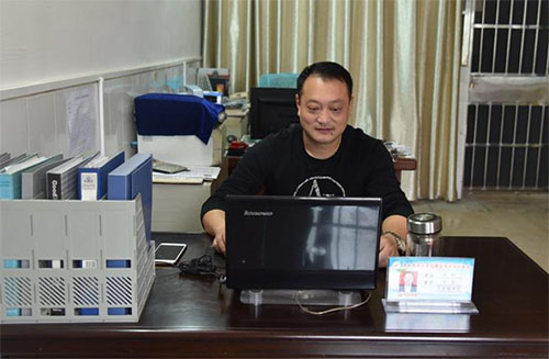 �t�����ϵĜ���Ӳ�h