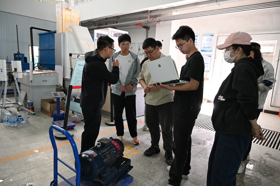 ���ڌ��`�@������������潮�� �F�����{�У����Ͻ�ˮ���ǻۻ��lչ�ƾ��x��