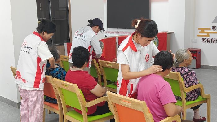 �R�^��Ĭ��l(xi��ng)���Ŭ����F(tu��n)�(du��)ֱ�����i�Ӽܬ����l(xi��ng)�����B(t��i)�c��������