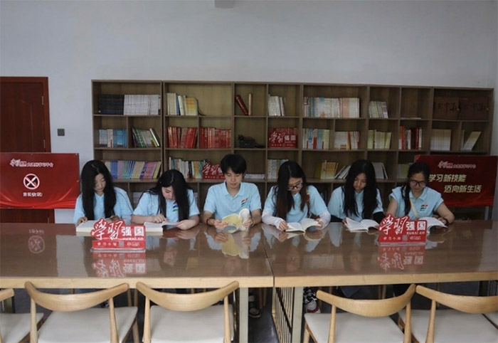 �ؑc���Z���W(xu��)Ժ�����l(xi��ng)�T�ꡱ���`�F����������_չ�Ļ����죺 ���빤���Ļ��m����֪����l(f��)չ�c��������(w��)��ò