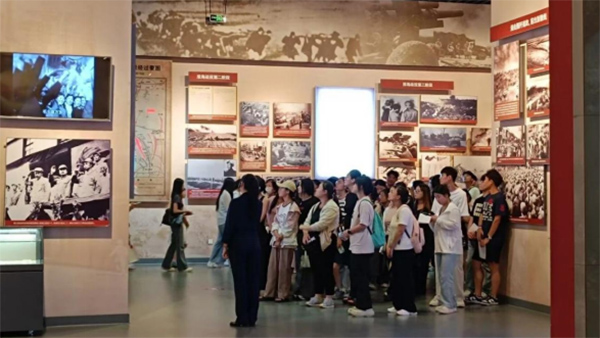 ���u��W���Z�WԺ�W���Ԍ��I(y��)�����c���tɫ�Ļ�����֮·