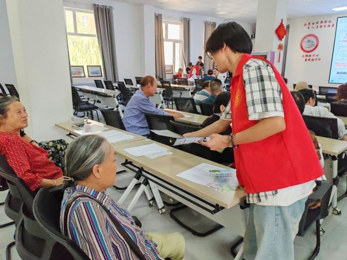 �c���񹲸�һ���P��������ľG��֮�s��ͬ�L�o�U�D��