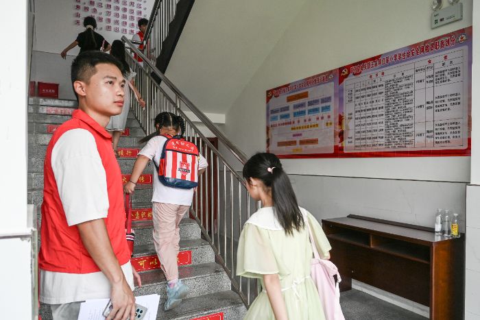 ���t�W���Ԑۡ����\�o��������