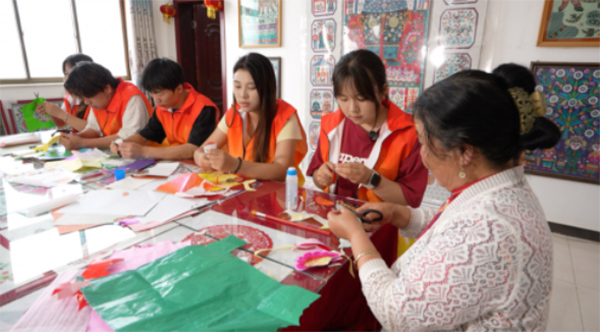 ��ꖎ����WԺ����С�����������顱���z���ഺ�c���y�Ĝ��錦Ԓ