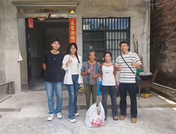 �D��F꠳ɆT�c���L��ͯ����O�o�˺�Ӱ