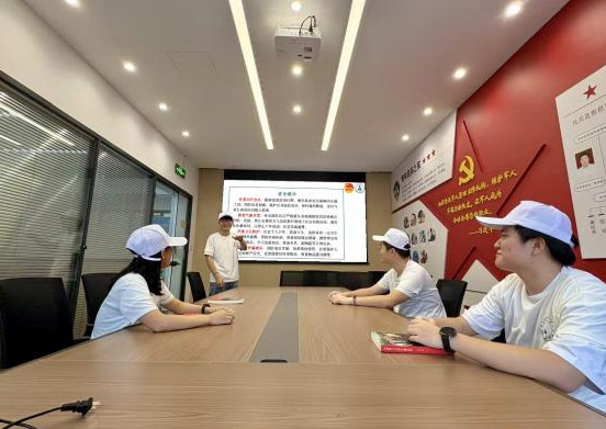 �x���Ї������ߵ�˼���n|���Ĺ��Σ��ͺϹ�������̽�����������c���������g�fͬ�C��