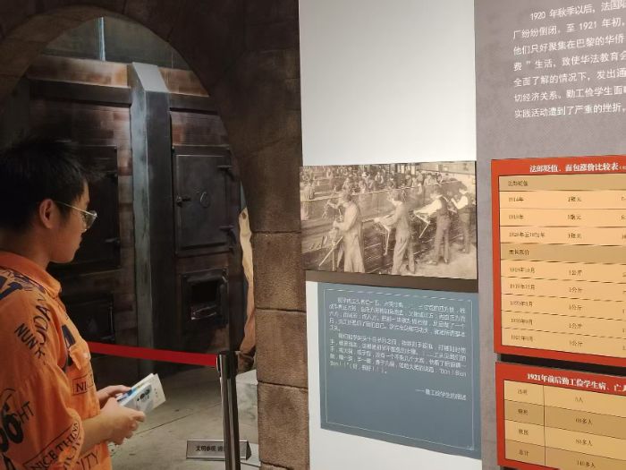 �A�������W�����tɫ�������꠸������_չ�tɫ�������`���