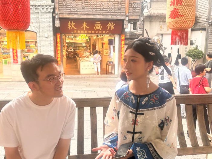 ���l���Ļ�̽���������е�Ů�Թ��x�c�}��L(f��ng)�A