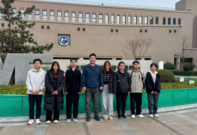 ���`֮|����L����ഺ�����������B�����W��������^һ�������ഺ�ǻ�������������