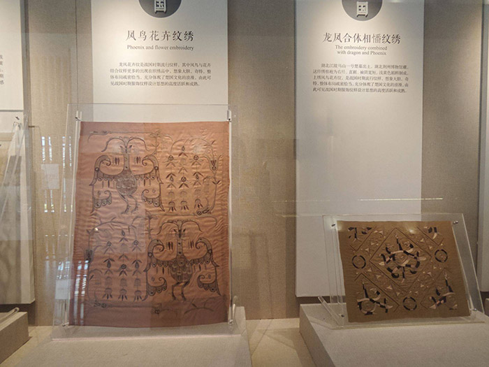 �����c��(chu��ng)�£����C�����ϡ��F(tu��n)꠷��l(xi��ng)����a���C���z�Ă���֮��