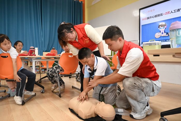 �t·��ͯ�У����`������