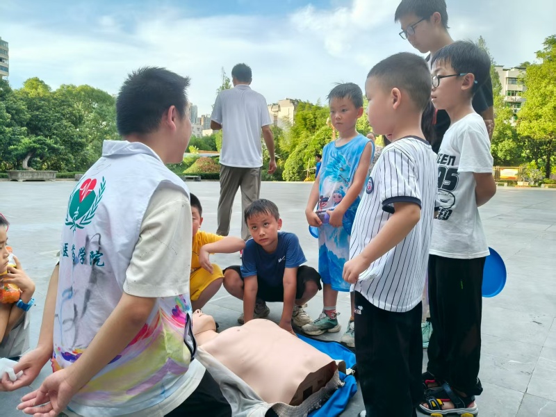 �����tˎ�WԺ�f�����t���Č��`ꠄ�����^���ȿ����Є�