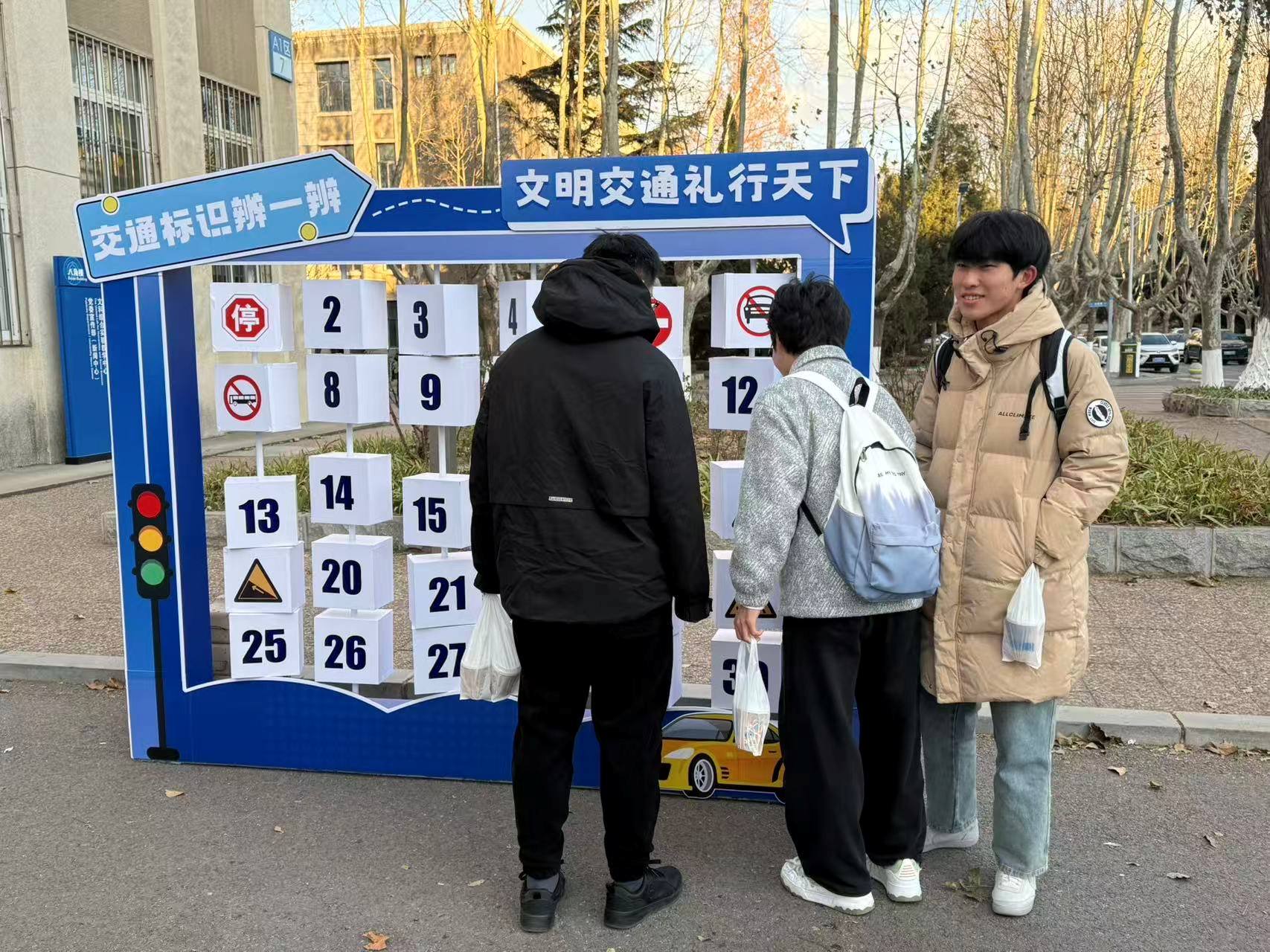 b85a3600fd5c9c394ba9a4db7feeadc