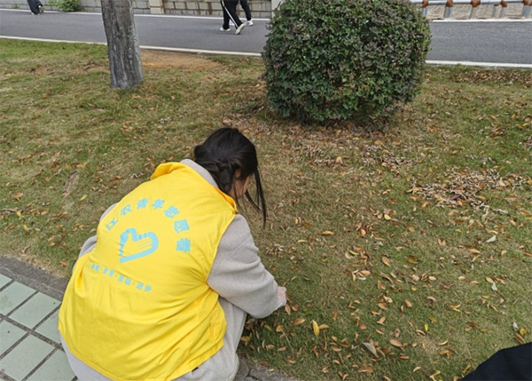 �����L�У�����΢��