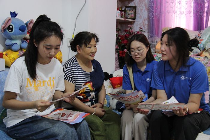 �d��б����h�Ҹ�С�^(q��)�ഺ��(sh��)�`���(d��ng)