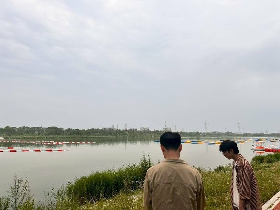 �m���Ҹ��L��ĸ�H�ӡ����`꠸����ͺ����_չ�����B�ޏ��c�ɳ��m�lչ�����}�{�У�̽���Gɫ�D�͵ġ���ǘӱ���