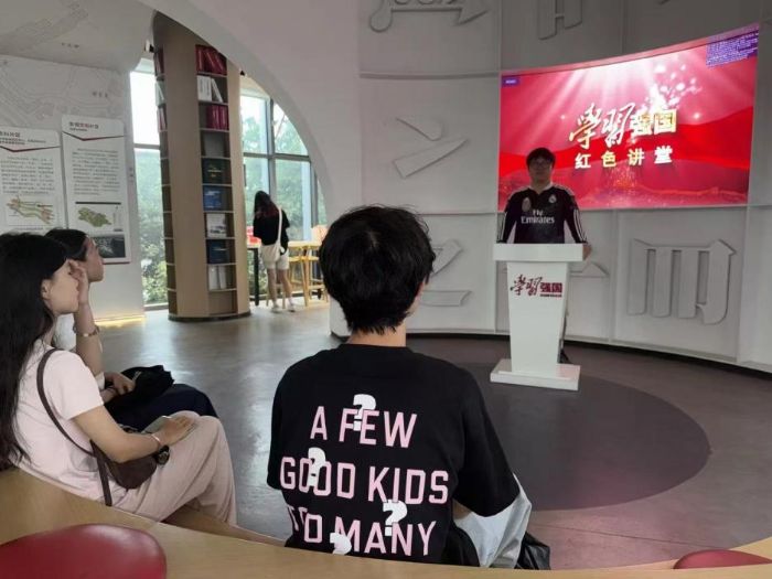 ���M����� �����ںϰlչ�}��