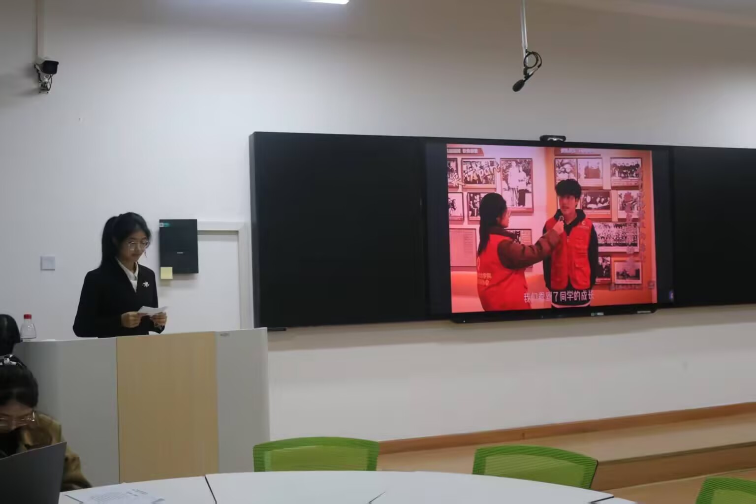 ����ʯ�ʹ�W�ϳ�У�^����־Ը�߅f���ɹ��e�k��־Ըʯ�󡤃����Ŀ���u�Ȼ�ӛQِ