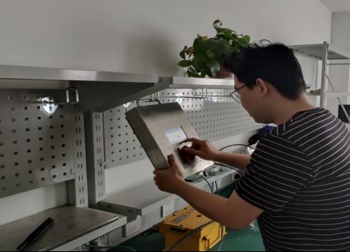 �����Ƽ���W��ú����̽���F�����ú�V��������A����ͻ��