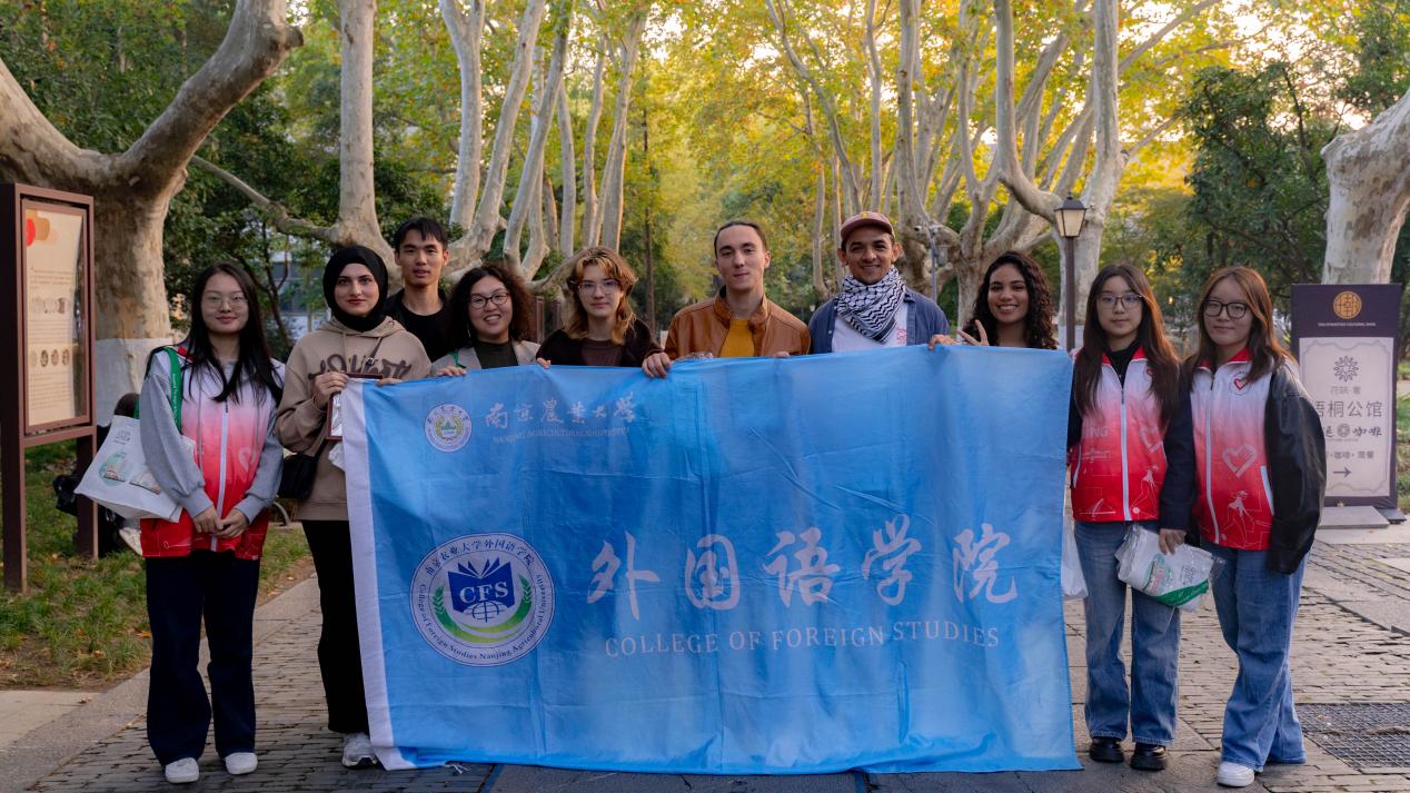 ���I�����@����|���ﵽ�Ͻ�ɽ�������Ļ����������Z־Ը���L��չʾ��ӳɹ��e�k